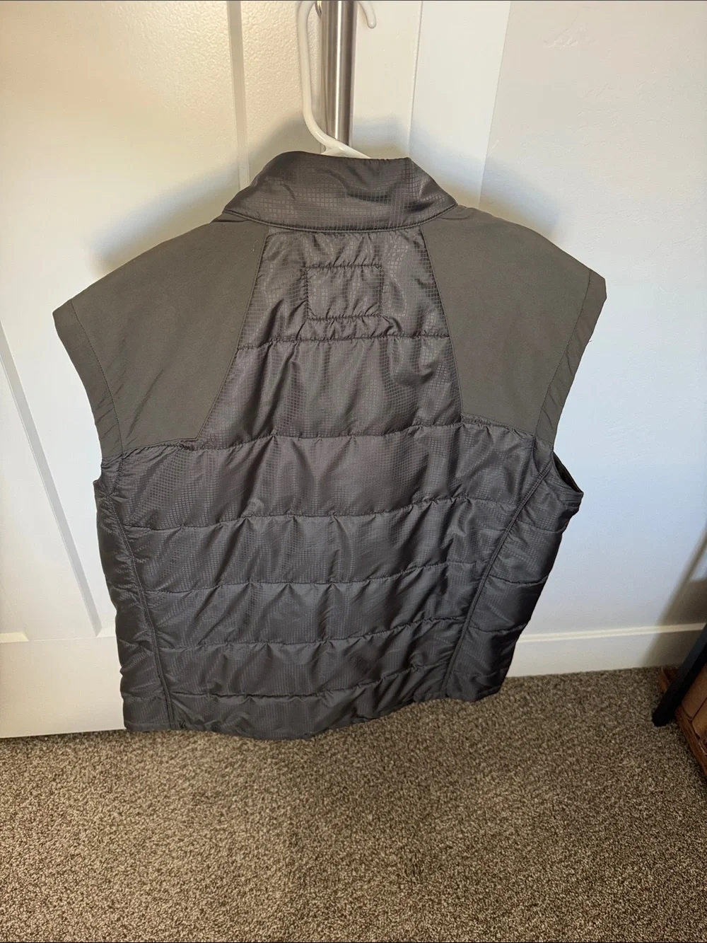 Triple Aught Design Men's Quilted Vest - Charcoal size L - Polartech